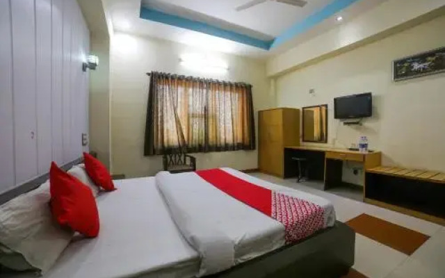 The Hallimax Club and Resort