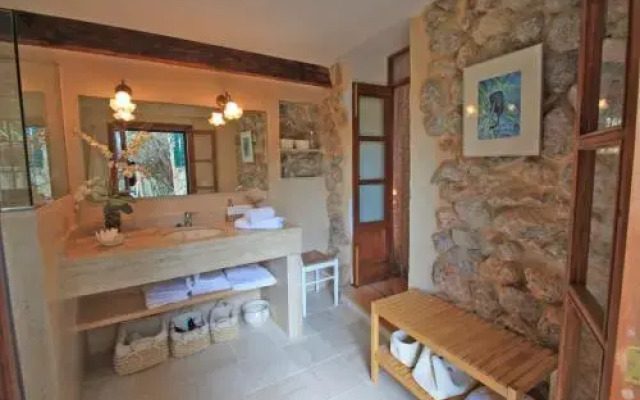 Llucalcari