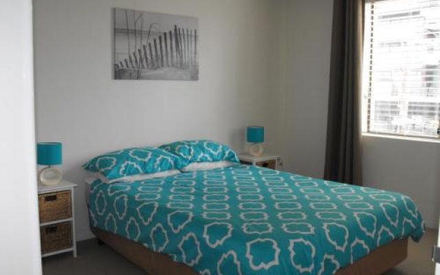 Hibiscus Court, Unit 4, 24 North St, Forster – Guest Rooms – Forster