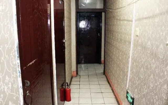 Yanhong Guesthouse