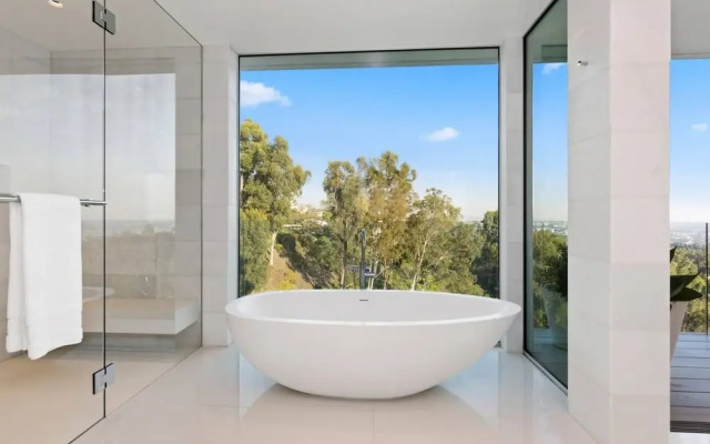 Contemporary Villa