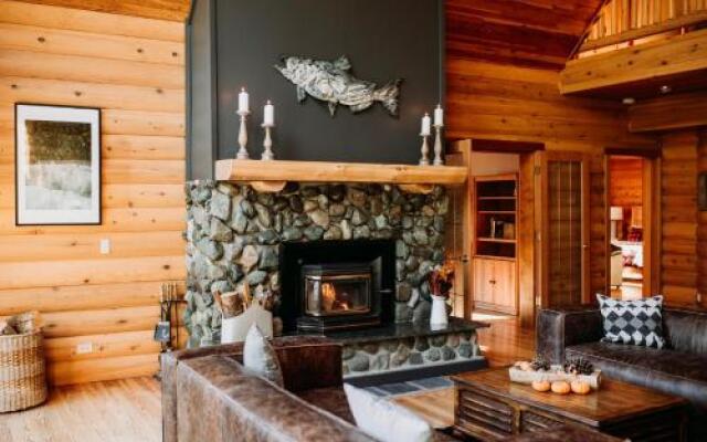 Cowichan River Lodge