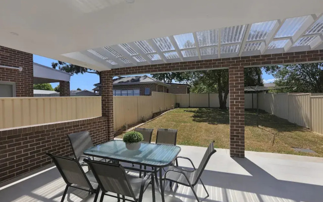 Greenacre Villas - Sydney