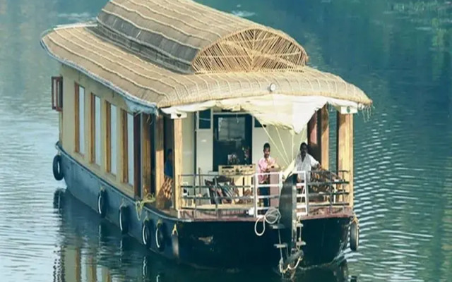 Jaziel House Boats