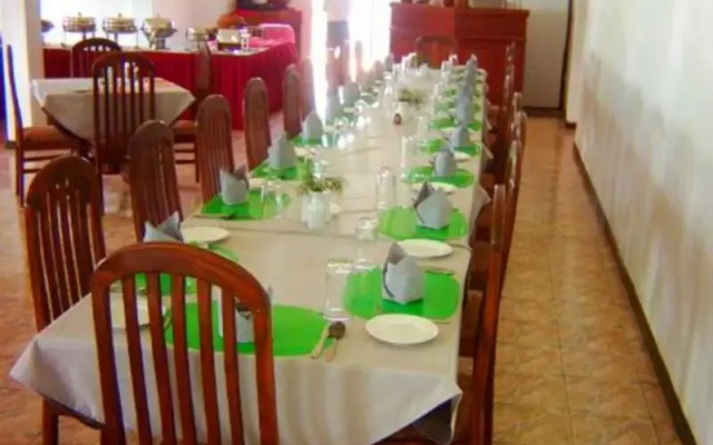 Hotel Breeta's Garden