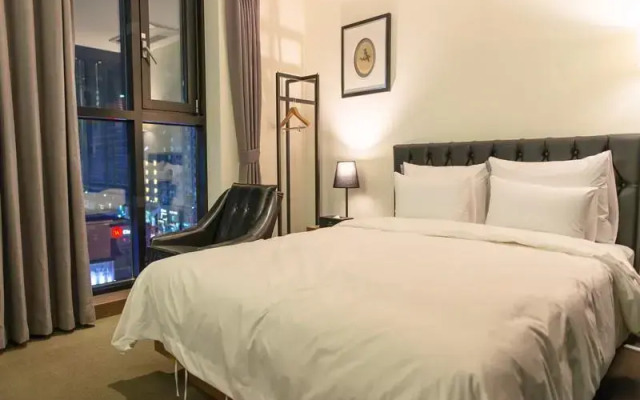 Konkuk University Boutique Nine