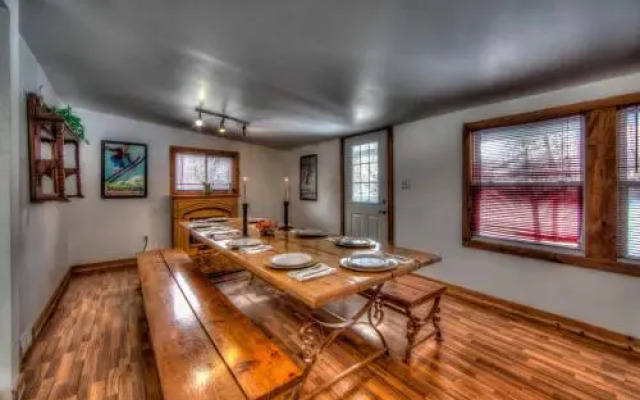 Blue Mountain Rentals - 5 Bed-Hot Tub