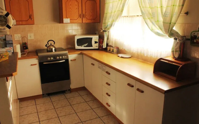 10 Ocean Pebble Self catering