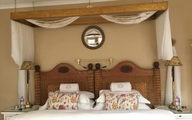 Chateau de Carolle B&B Guesthouse
