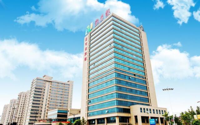 Hangzhou Yuecheng Audio & Video International Hotel (Boao Xinhan Road Subway Station)