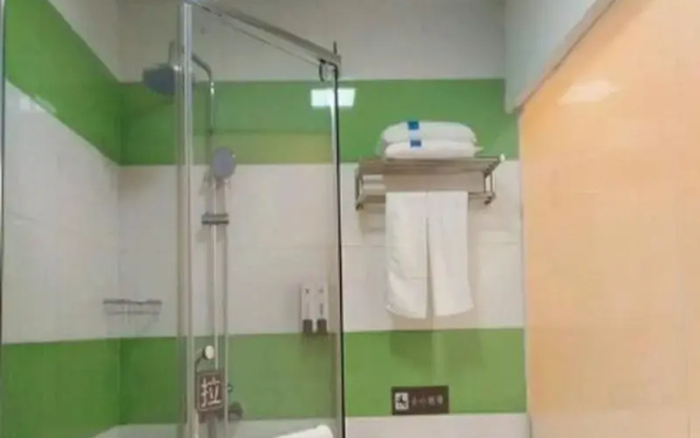7 Days Inn Yantai Development Zone Bathing Beach Branch