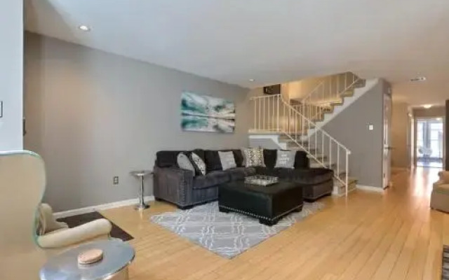 Pickett`s Place