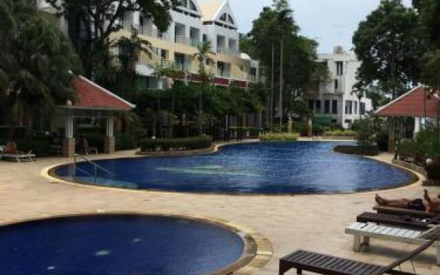 Metro Jomtien Condotel