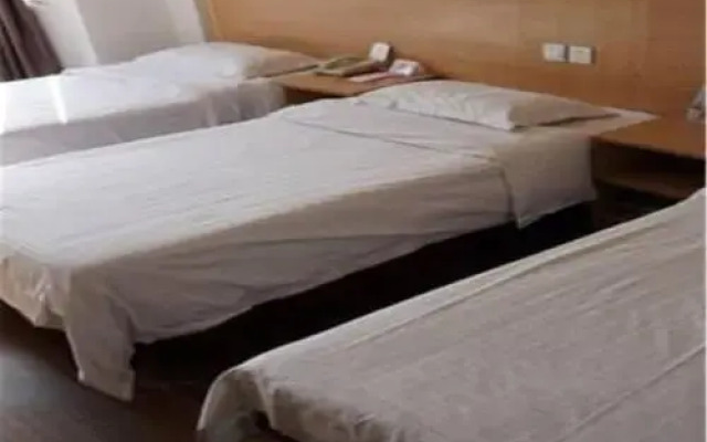 Super 8 Fengtai Railway Station East Street Branch