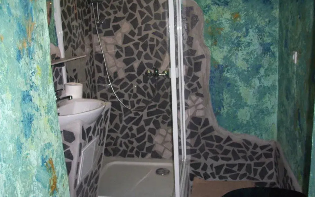 fritzis arte rooms