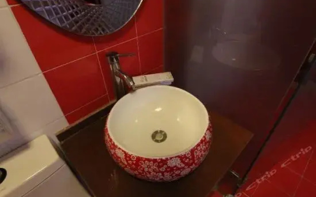 Jurong Love Theme Hotel