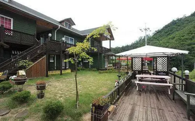 Namiseom So Na Gi Pension