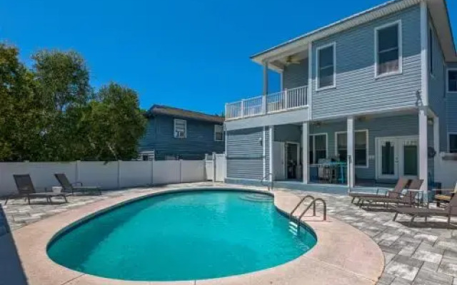 Captain Morgans - Crystal Beach Subdivision