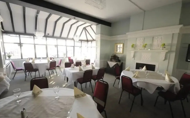 Royal Oak Hotel