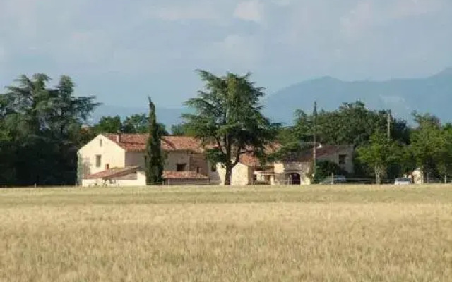 Les Gîtes De La Chérine