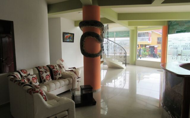 Los Tucanes Amazonas Hotel