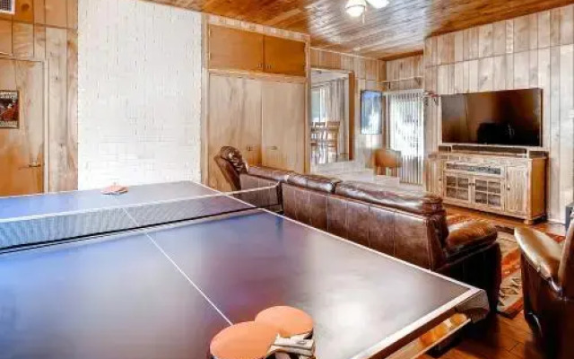 Trout Creek Lodge - 3BR/2BA Home