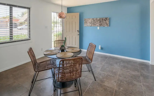3BR Retreat Old Town by Wanderjaunt