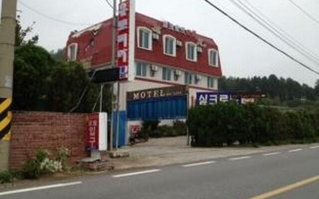Silkload Motel