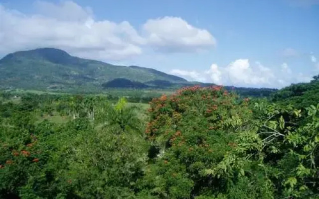 Sun Camp DR Eco-Village