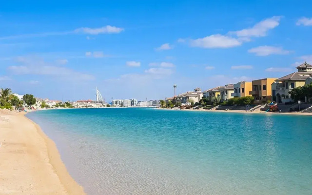 Palm Jumeirah Garden Beach Front Home