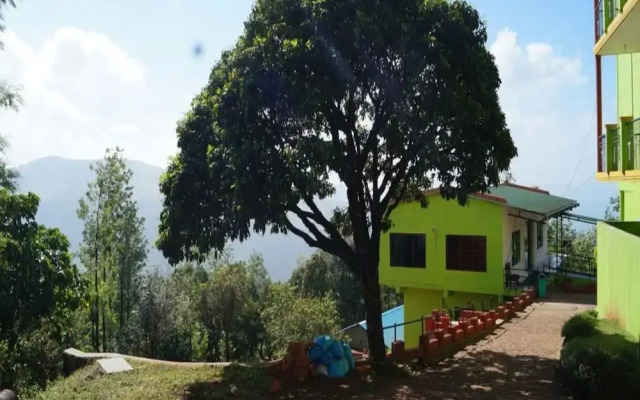 Green Woods Resort
