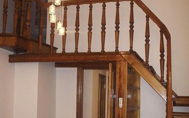 Apartment for Rent on Deribasovskaya street