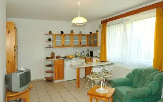 Betti Apartman