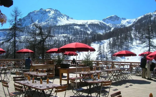 Chalet Hotel De Serre Ratier