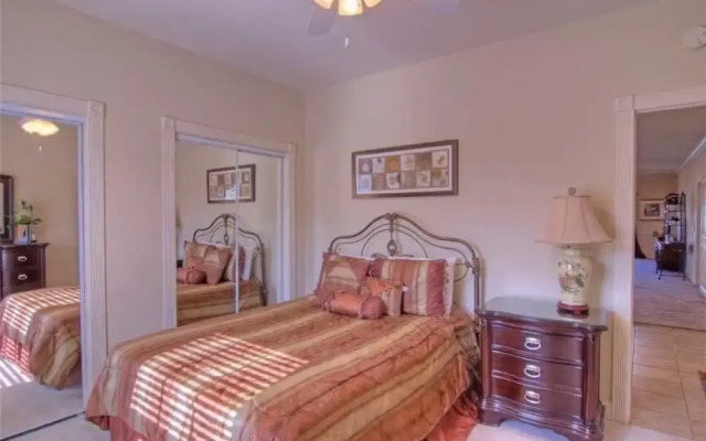 4809 Luster Leaf Circle Magnolia Pointe 202 2br 2ba 2 Bedroom Condo by RedAwning