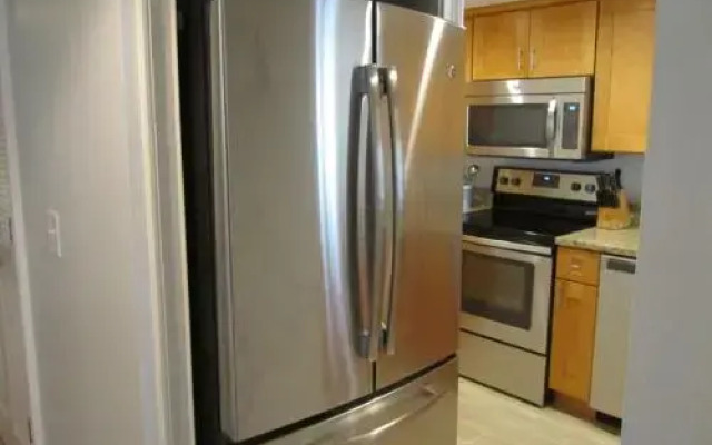 Tropical Winds Unit 701