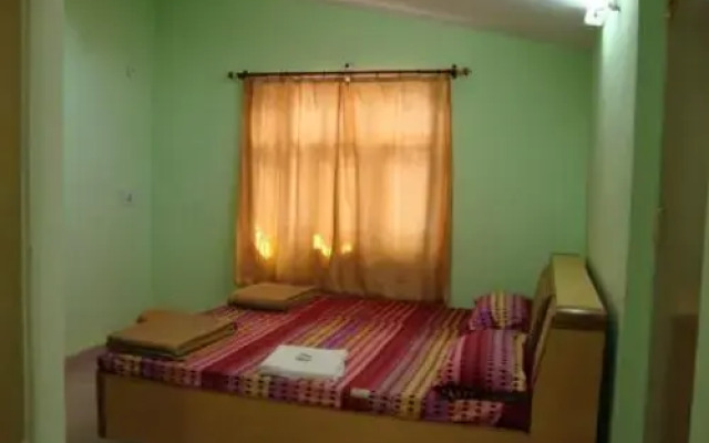 Gemini Inn