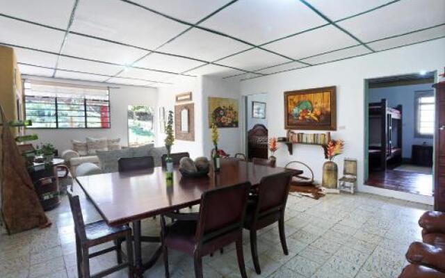 Eco-Hostal Las Camelias