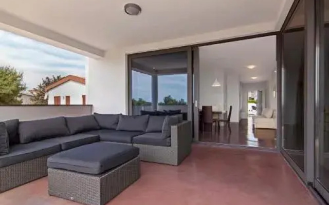 Villa Sunrise Premantura Sea View