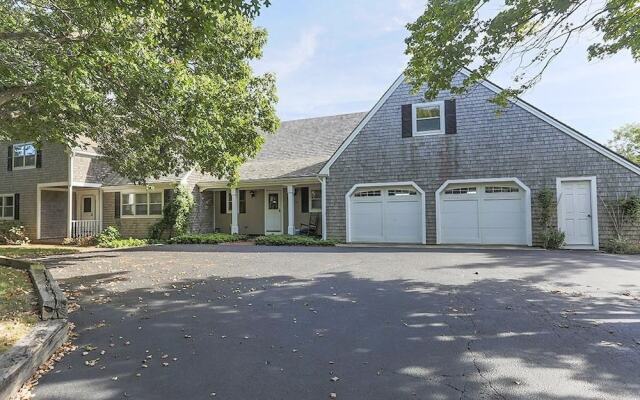 803 Commercial St Home