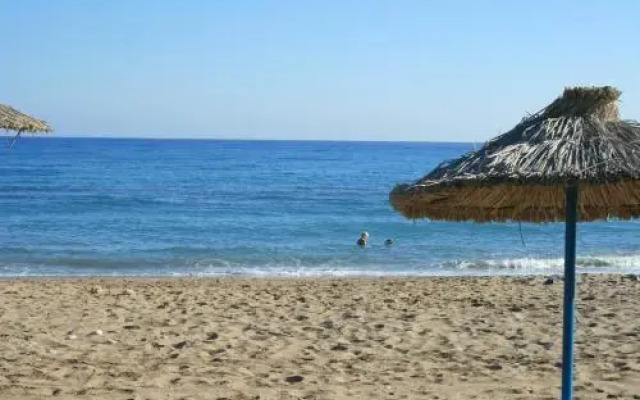 Minoica Beach Apartments