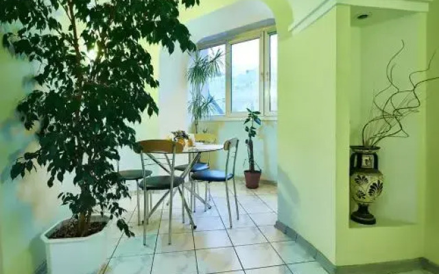 Home Hotel Apartments on Kontraktova Ploshcha