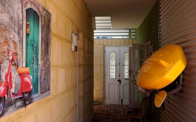 Green Door Cottage and Studio – Hotel Rooms – Perth