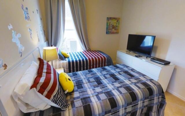 ACO FAMILY - 4Bd with pool ( 1707)