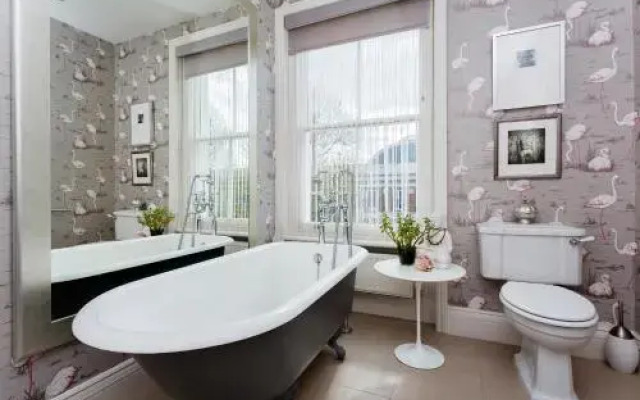 Veeve  Fabulous 4 Bed House On Russell Road Kensington