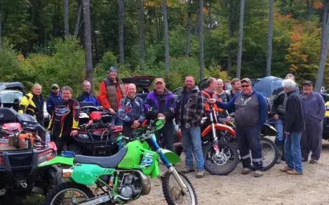 Madawaska Lodge-Camping Cabins