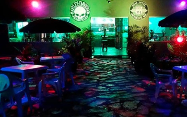 Road House Rota 118 Motorcycle Hotel