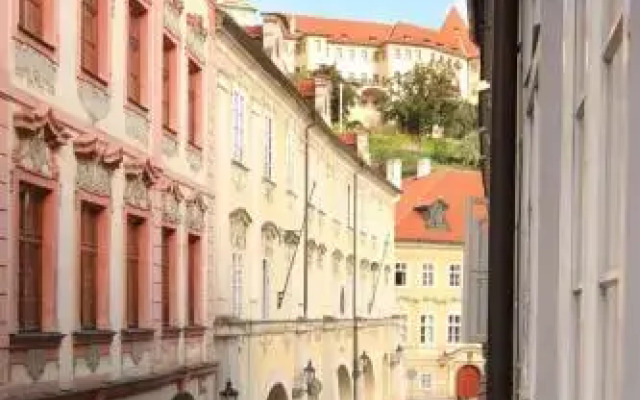 Tomasska Apartments