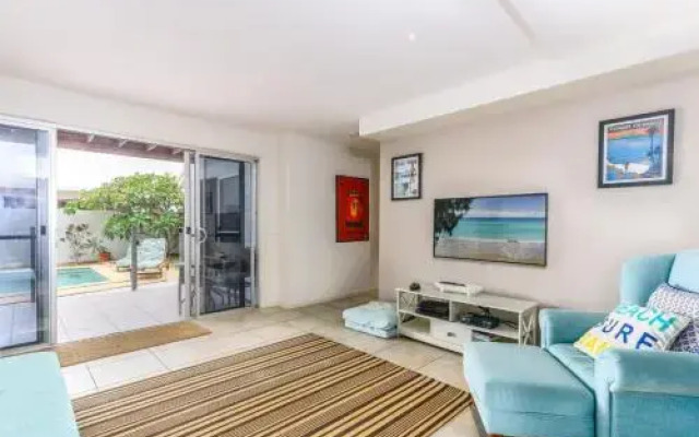 Ala Moana Beach House