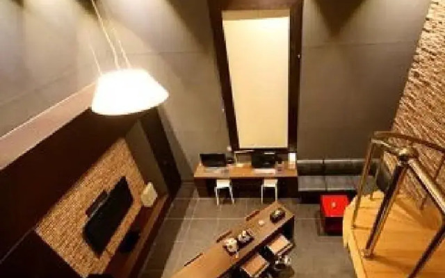 Simple Life Hotel